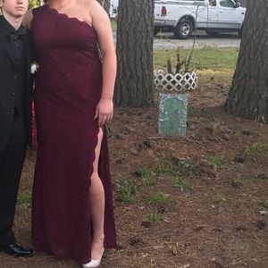 Burgundy prom dress! Only worn once